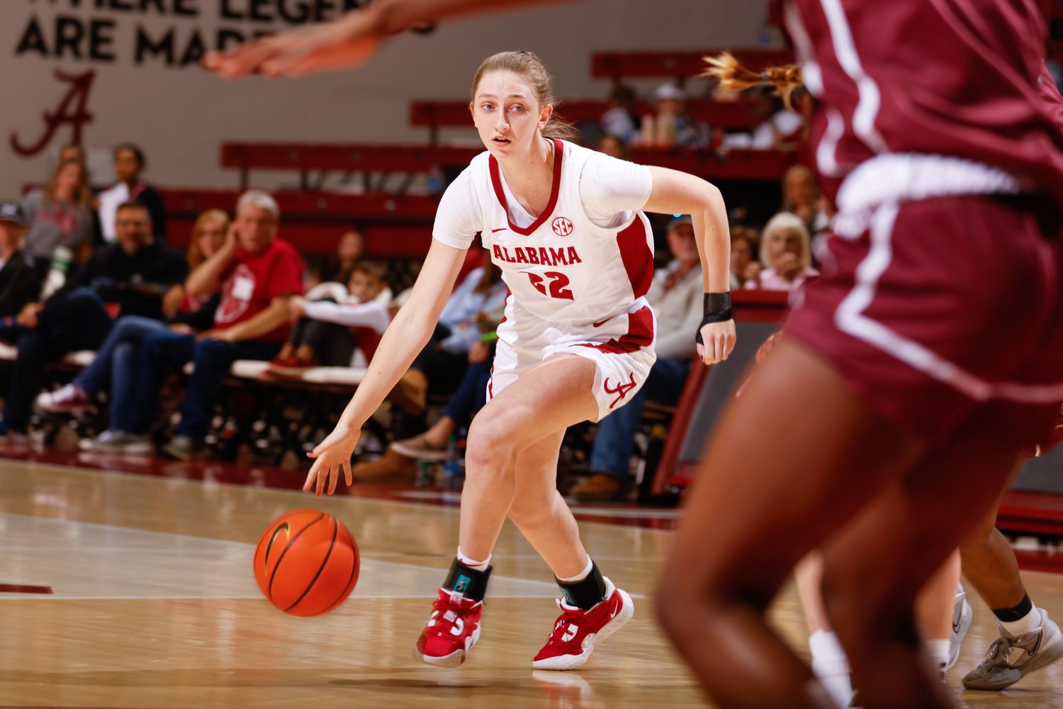 121522_WBB_WeathersKa_LittleRock_RC7217